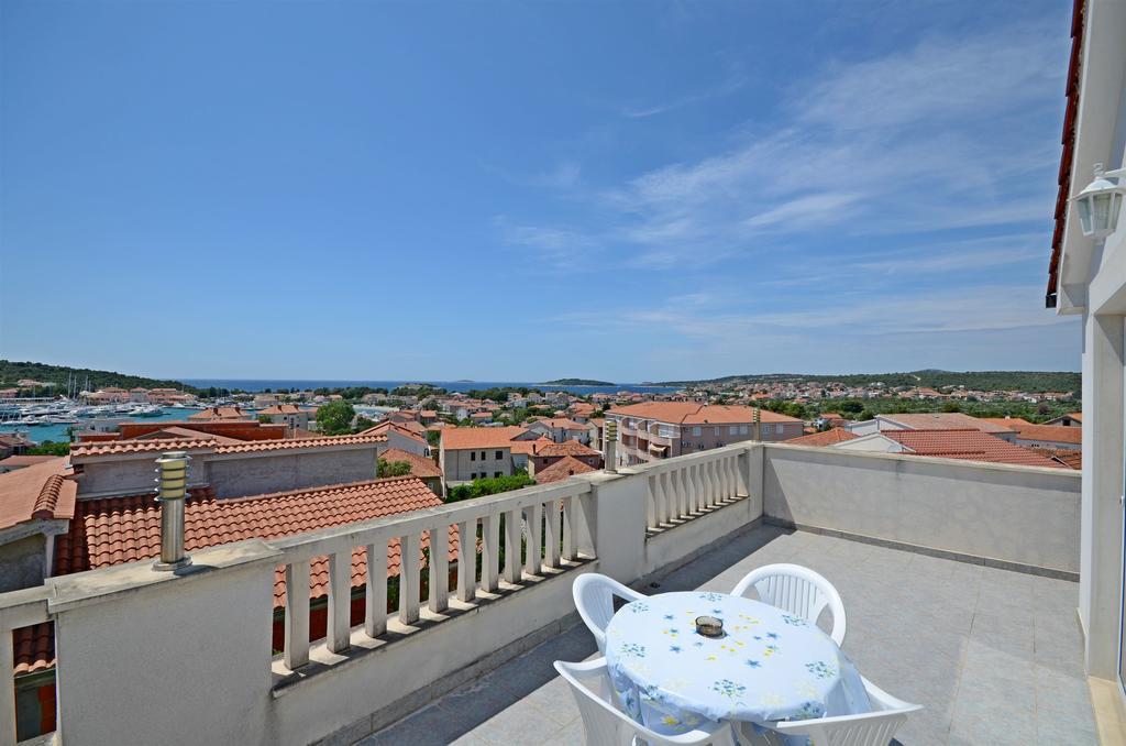 Apartments Branislav Rogoznica  Dış mekan fotoğraf